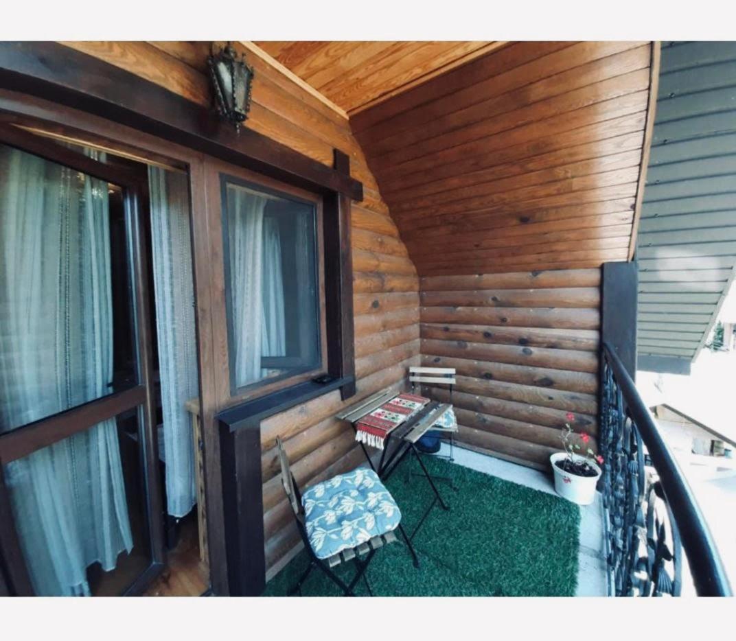 Садиба Орисин Явір Orysyn Yavir Guest House Svityaz' Exterior photo